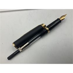 Waterman Hemisphere fountain pen and matching ballpoint pen, both in presentation boxes