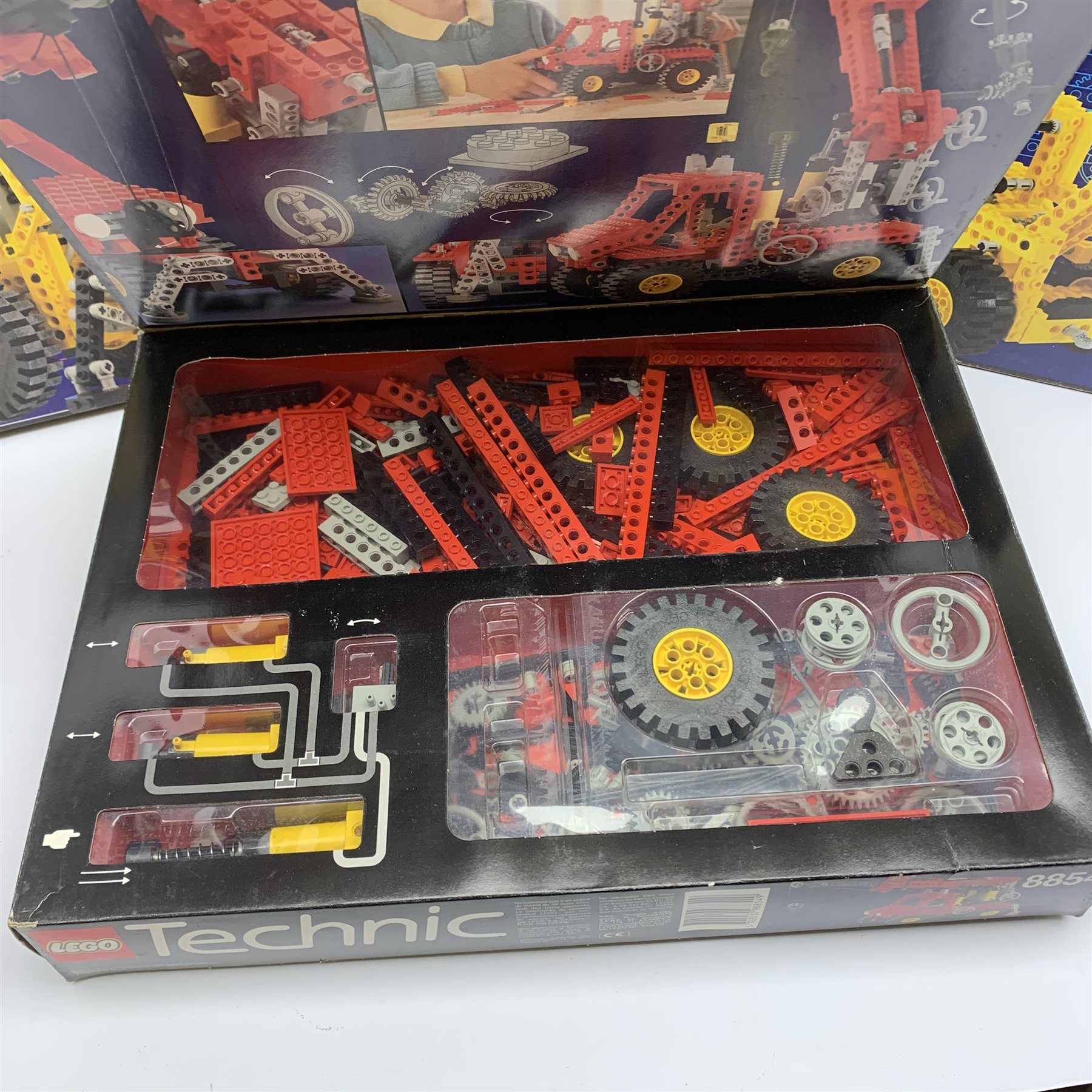 Lego Technic - three sets Nos. 8853, 8854 and 8862, all boxed (3)