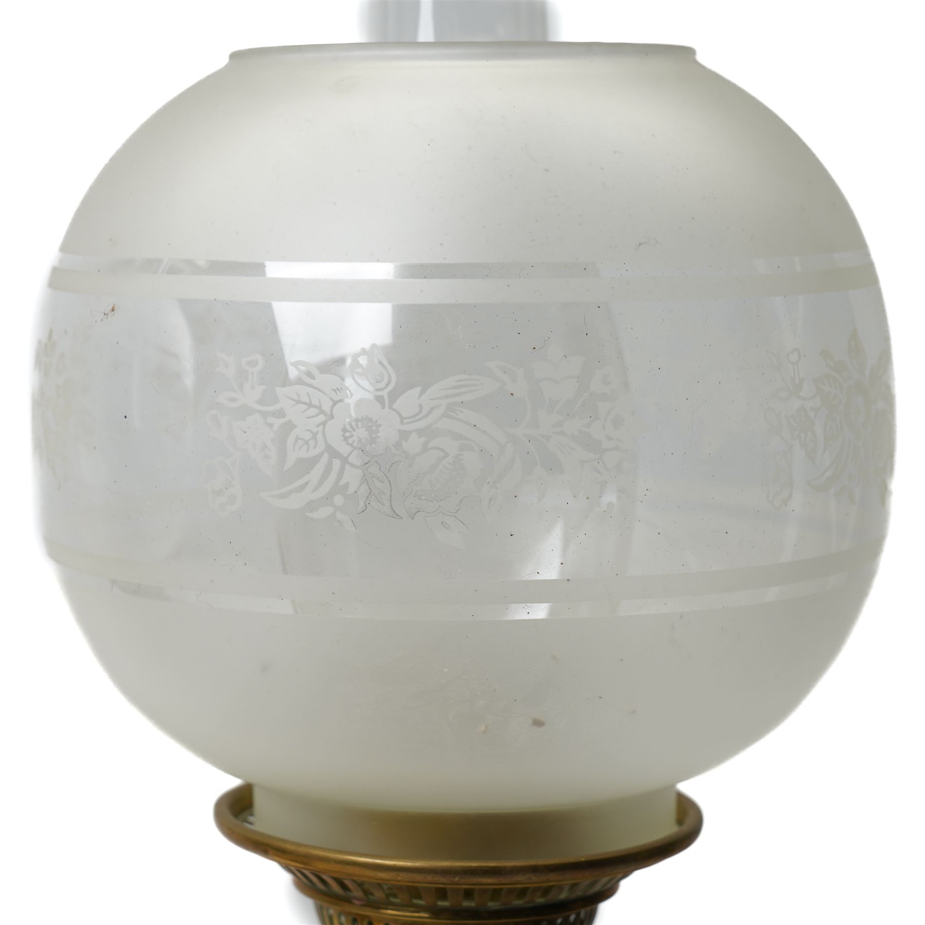 Pair of Victorian table oil lamps with clear glass reservoirs on brass Corinthian columns and stepped square bases with chimneys and etched glass shades H71cm overall