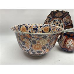 Two Japanese Imari bowls, together with Imari dish with scalloped edge and jug, largest bowl, H12cm
