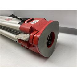 Topcon land surveying equipment - GTS 226 Electronic Total Station, serial no.UN4962; in carrying case with charger and spare battery; together with Leica tripod (2)