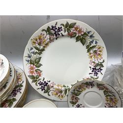 Paragon Country Lane pattern tea and dinner wares, including eight dinner plates, four side plates, four cups and saucers etc