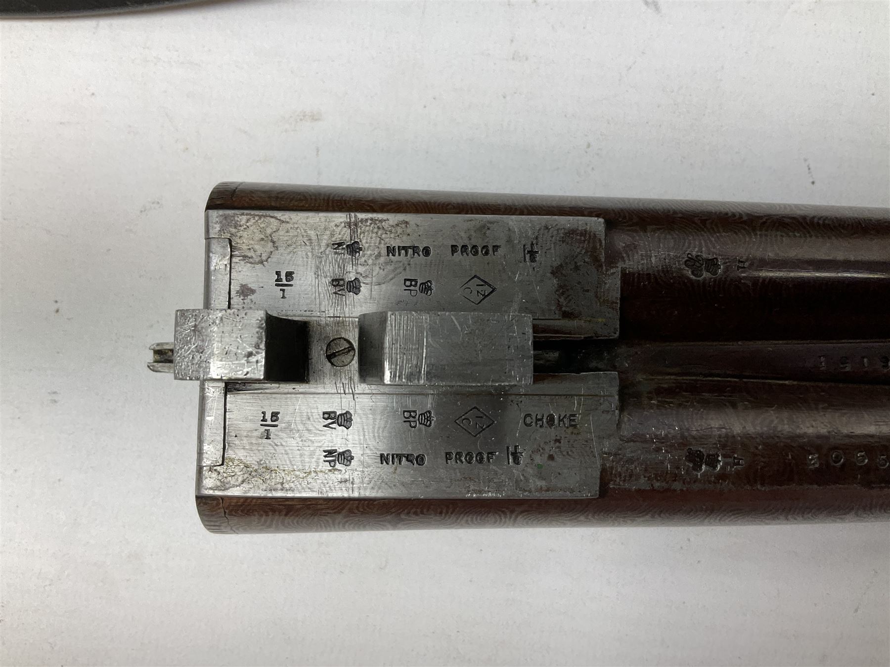 Midland Gun Company Birmingham & London 12-bore side-by-side box-lock non-ejector double barrel shotgun with 76cm damascus barrels, Prince of Wales style walnut stock with chequered grip and fore-end, top safety and engraved lock no.62160 L120cm overall; in scratch built baize lined wooden case. SHOTGUN CERTIFICATE REQUIRED.