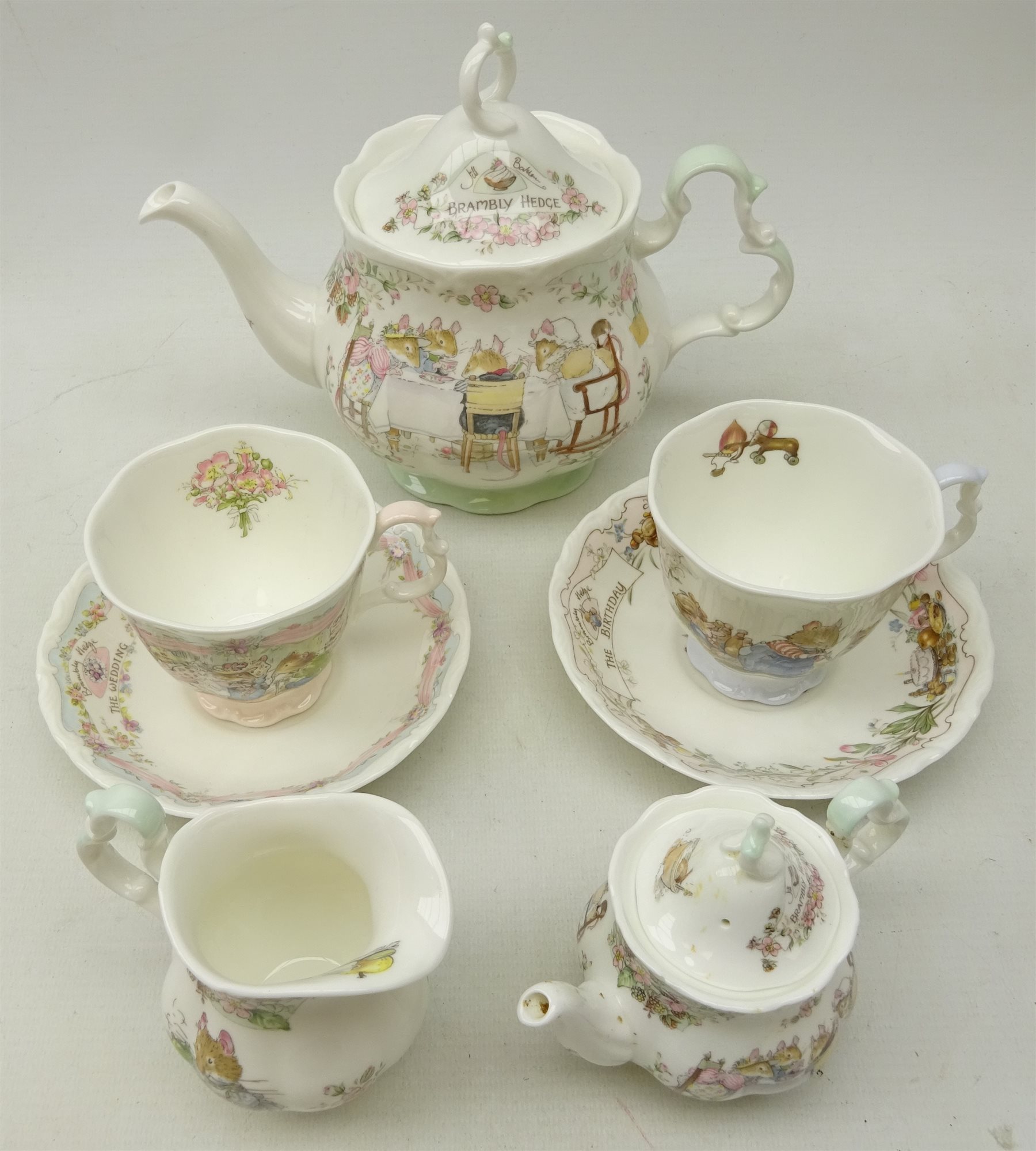 Brambly Hedge Tea Set Miniature Teapot Tea Tray Trio Royal Doulton