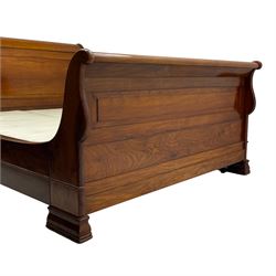 Simon Horn - 'Chatsworth' hardwood 5' 3'' Queen-size sleigh bed or lit bateau, panelled head and footboard with scrolled frames, on moulded block feet, with upholstered base