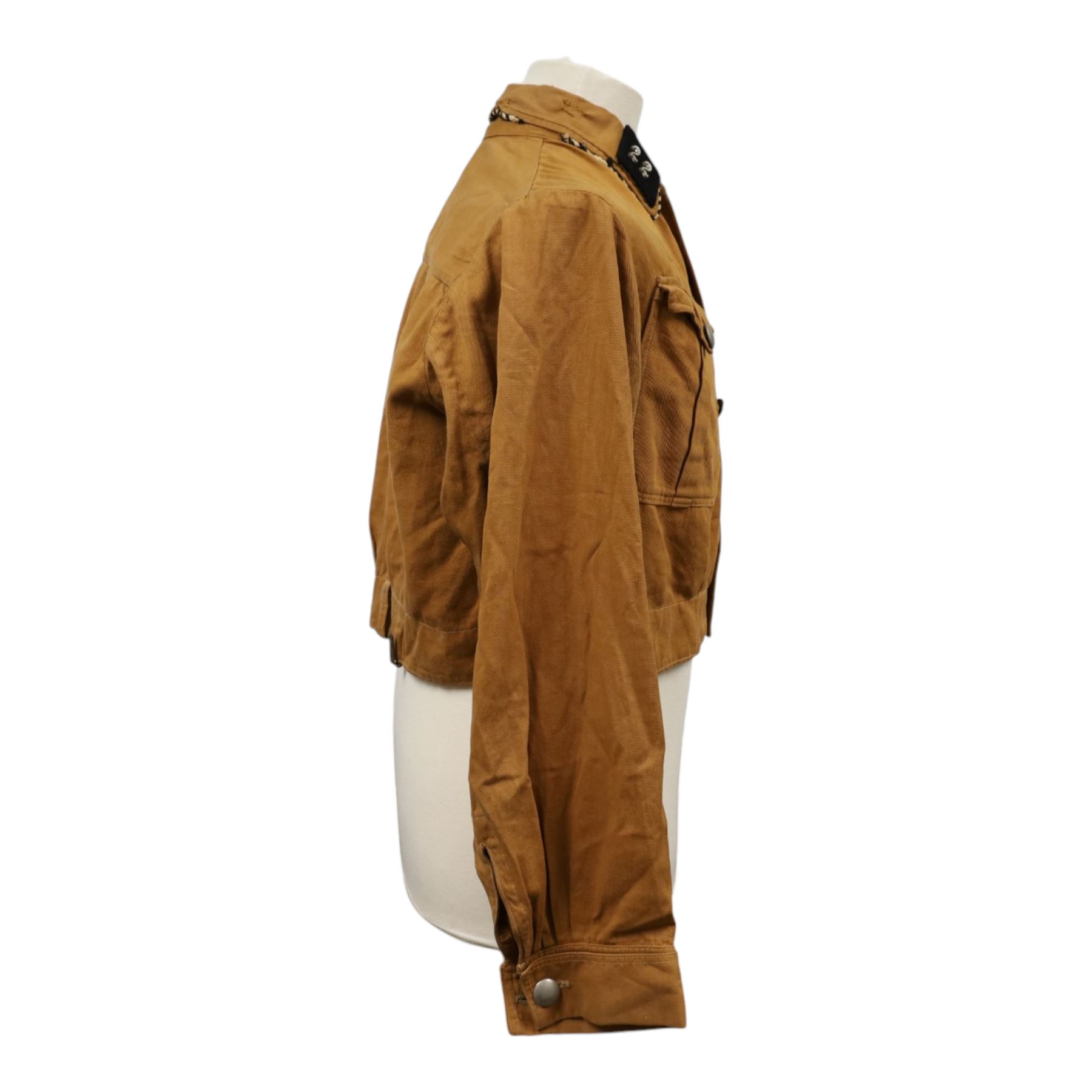 SA Brownshirt, light-brown, five-button front, two patch pockets with scalloped flaps and pleats, turn-back cuffs, fall down collar