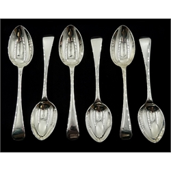 Set of six Edwardian silver dessert spoons, Old English and Pip pattern by Joseph Rodgers & Sons, Sheffield 1905, approx 10.5oz