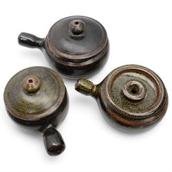 Collection of Winchcombe studio pottery, including various casserole dishes, two jugs and a large bowl, most with impressed marks, bowl D35cm (6)