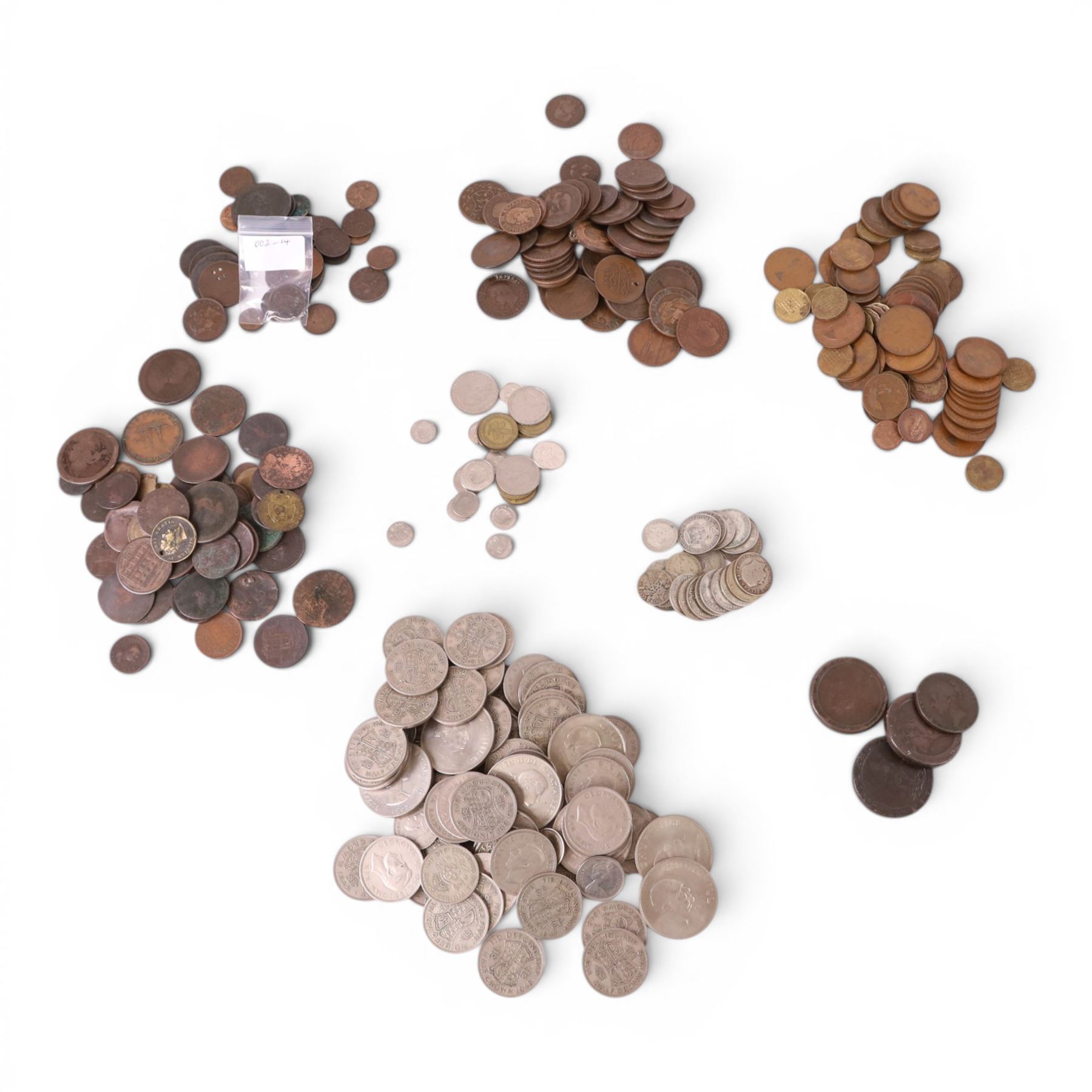 Great British and World coins, including approximately 100 grams of pre-1947 silver, three 1797 cartwheel two pence coins, further pre-decimal coins, spade guinea tokens, etc