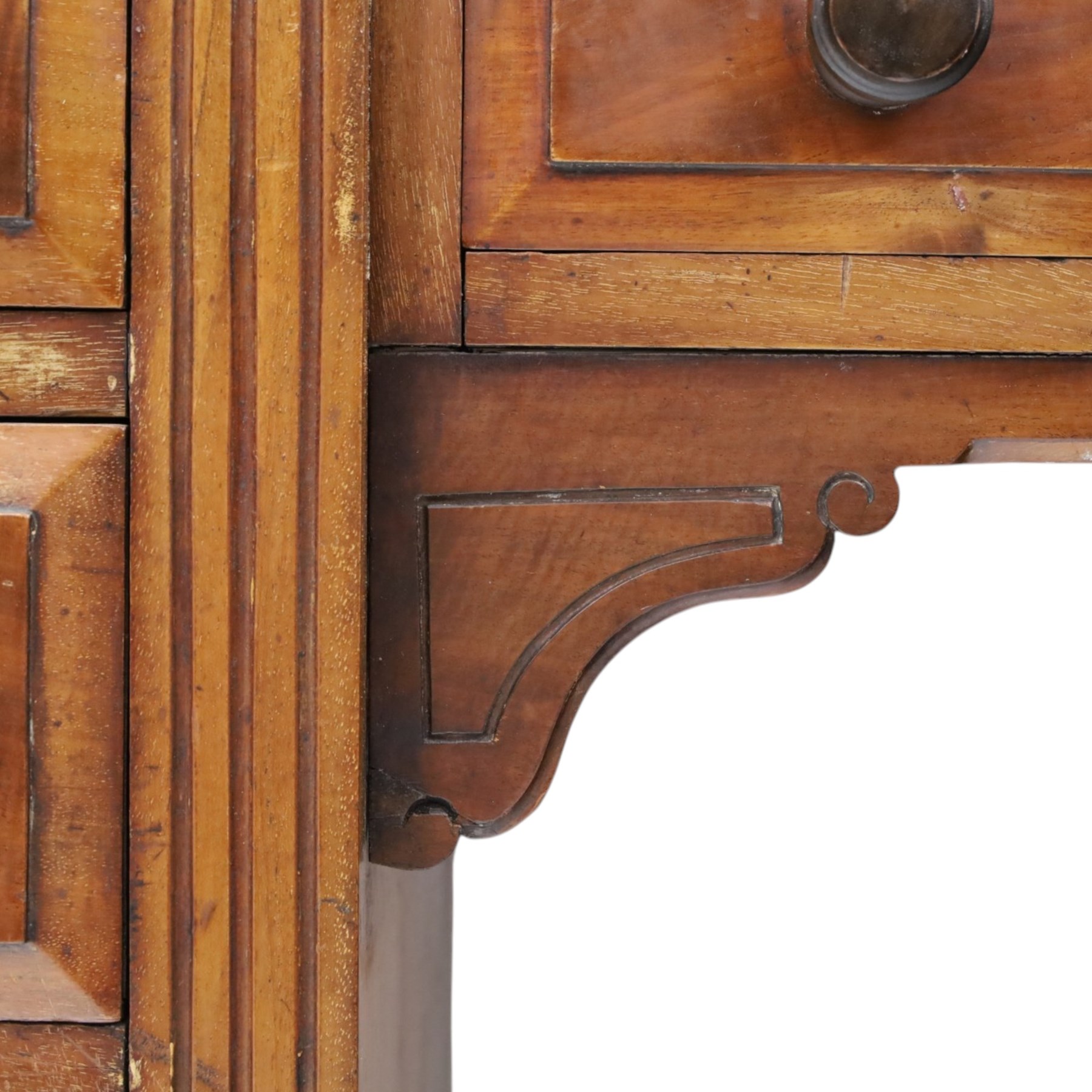 Victorian mahogany inverse breakfront twin pedestal desk, inset leather top over central drawer, flanked by pedestals with four graduating drawers, raised on a plinth base