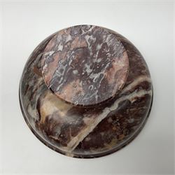Pink veined marble bowl, of circular form, upon a spreading circular foot, D22cm H12cm