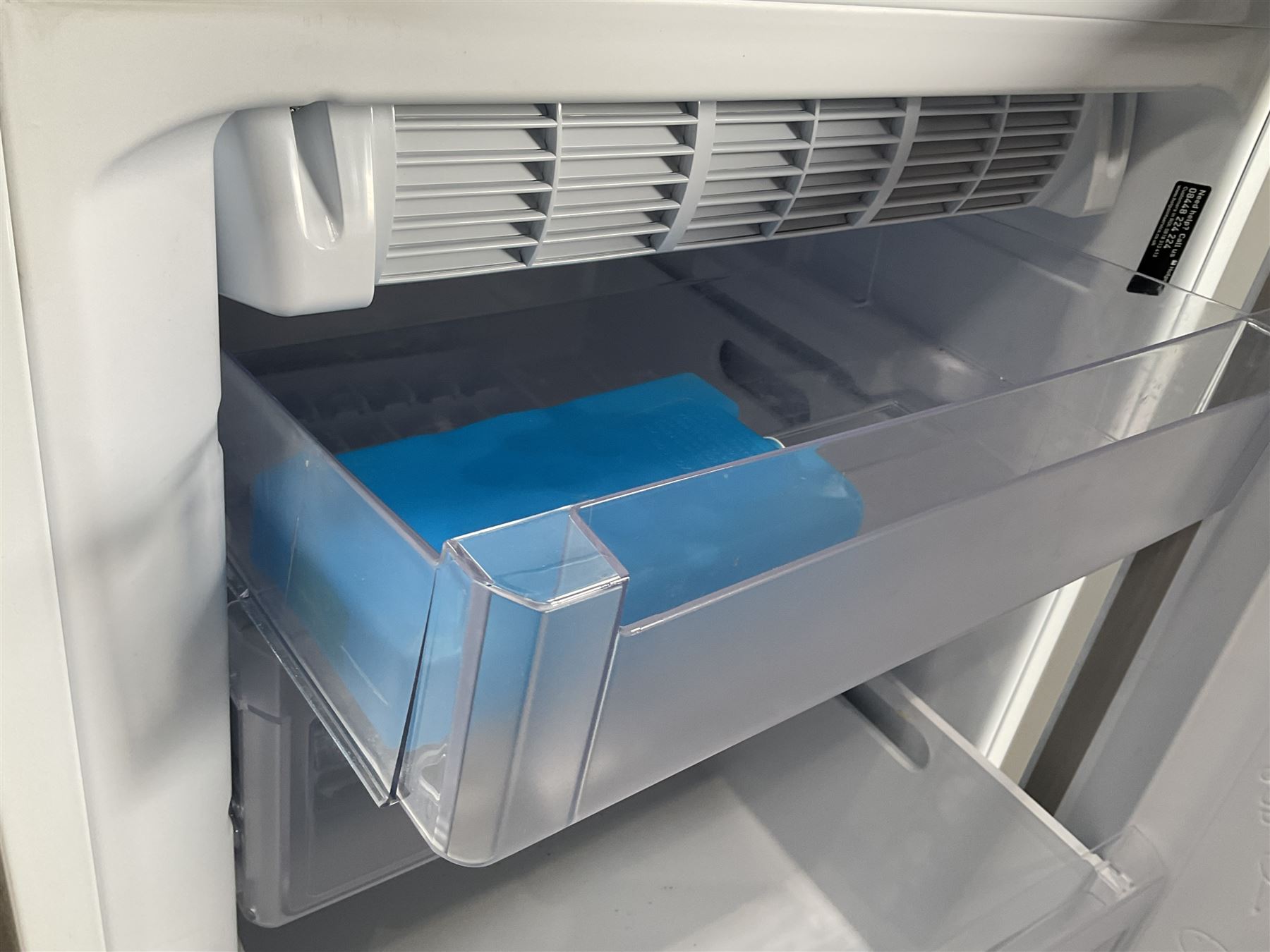 Hotpoint RLFM171 larder freezer