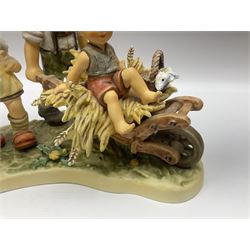 Large Hummel figure group by Goebel, Harvest Time, limited edition 499 of 1000, with name plaque, H23cm 