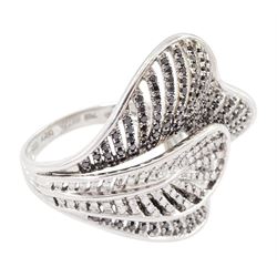 18ct white gold black and white diamond, leaf design ring, stamped 750, total diamond weight 1.03 carat