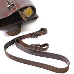 Leg of mutton leather shotgun case L78cm and a North African brass and horn powder horn