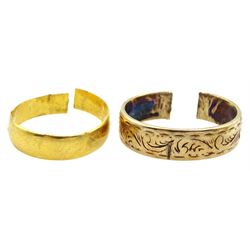22ct gold band and a 9ct gold gold band, both hallmarked