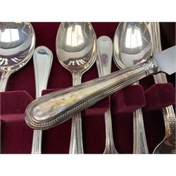 Canteen of Sheffield silver plate cutlery in wood case