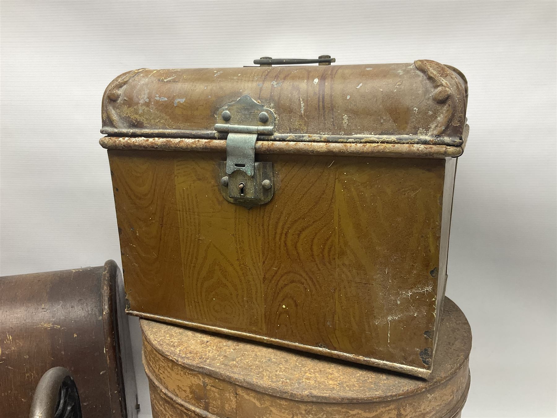 Metal hat box, together with another metal traveling case and a singer sewing machine 