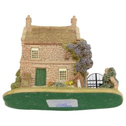 Twenty seven Lilliput Lanes, including The China Shop, Ostlers Keep, Runswick House, Spring Bank etc, ten with boxes and deeds