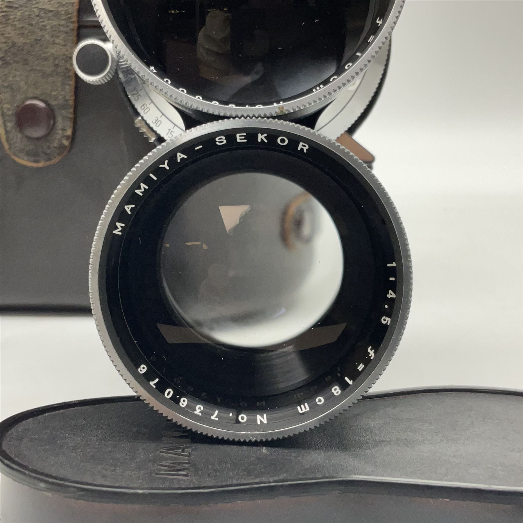 Mamiyaflex C3 TLR camera body, serial no. 2399634, with 'Mamiya Sekor 1:4.5 f=18cm' lens, serial no. 690864 and 736076