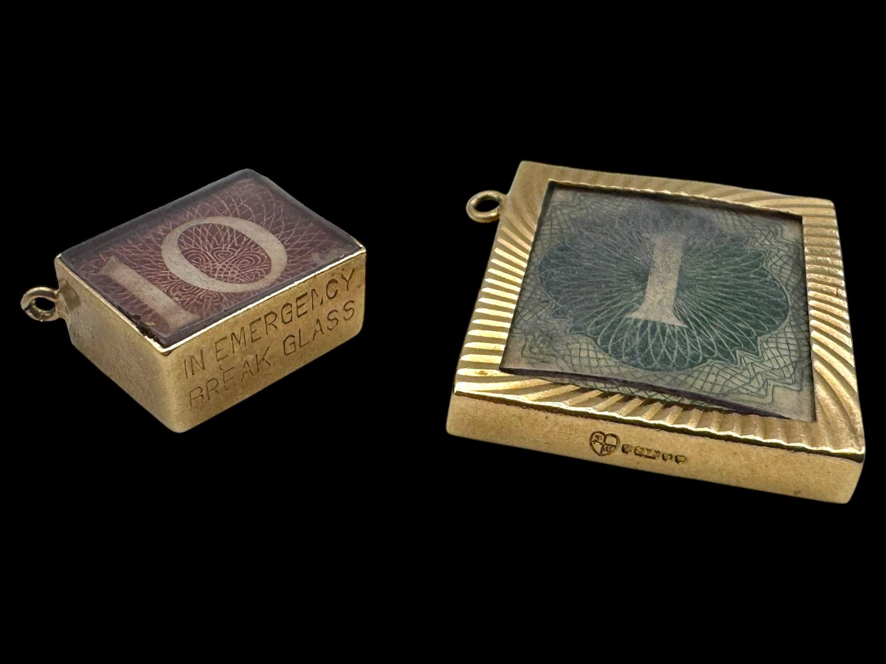 Two 9ct gold pound note charms, both hallmarked