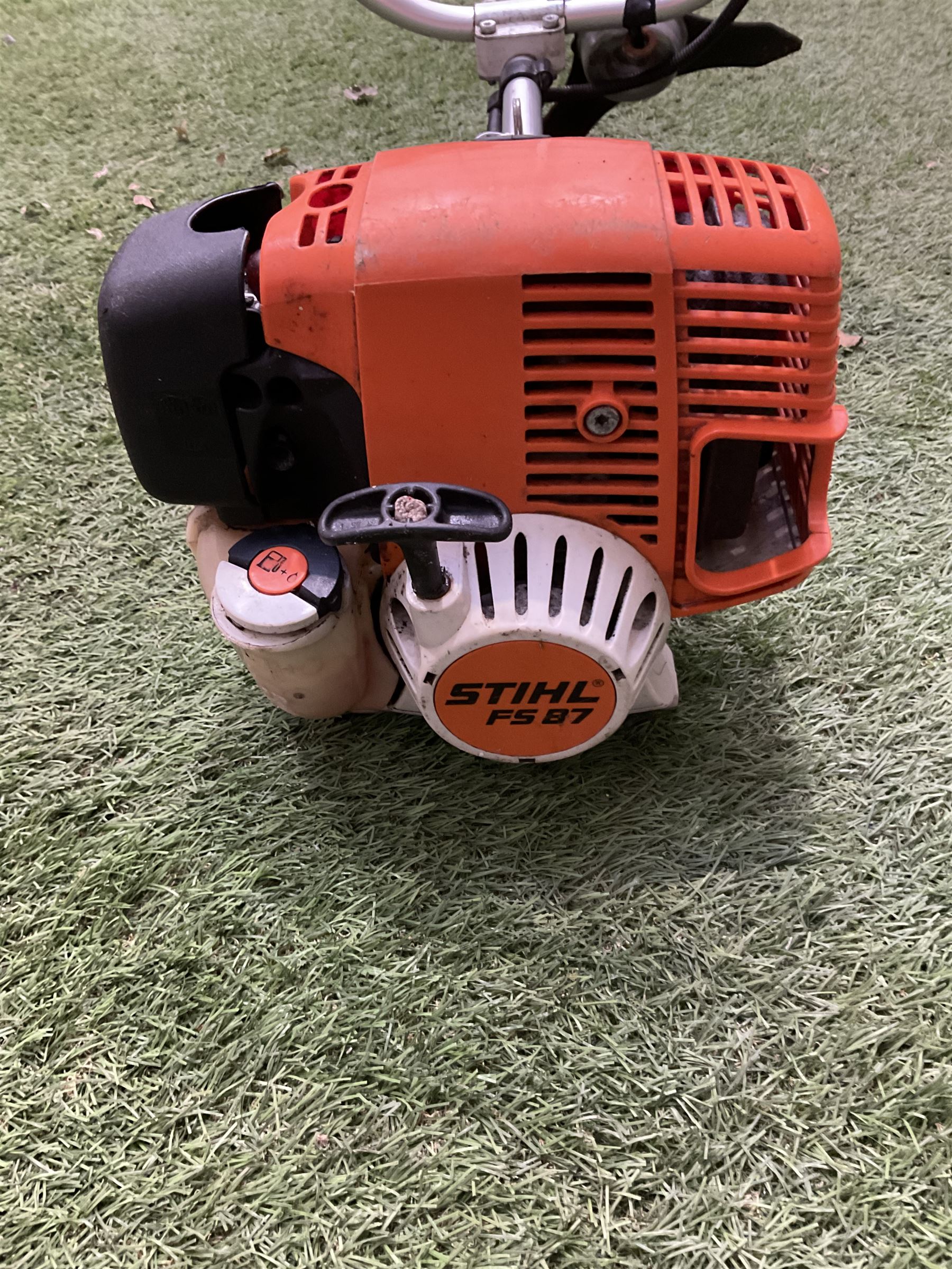Stihl FS87 petrol strimmer - THIS LOT IS TO BE COLLECTED BY APPOINTMENT FROM DUGGLEBY STORAGE, GREAT HILL, EASTFIELD, SCARBOROUGH, YO11 3TX
