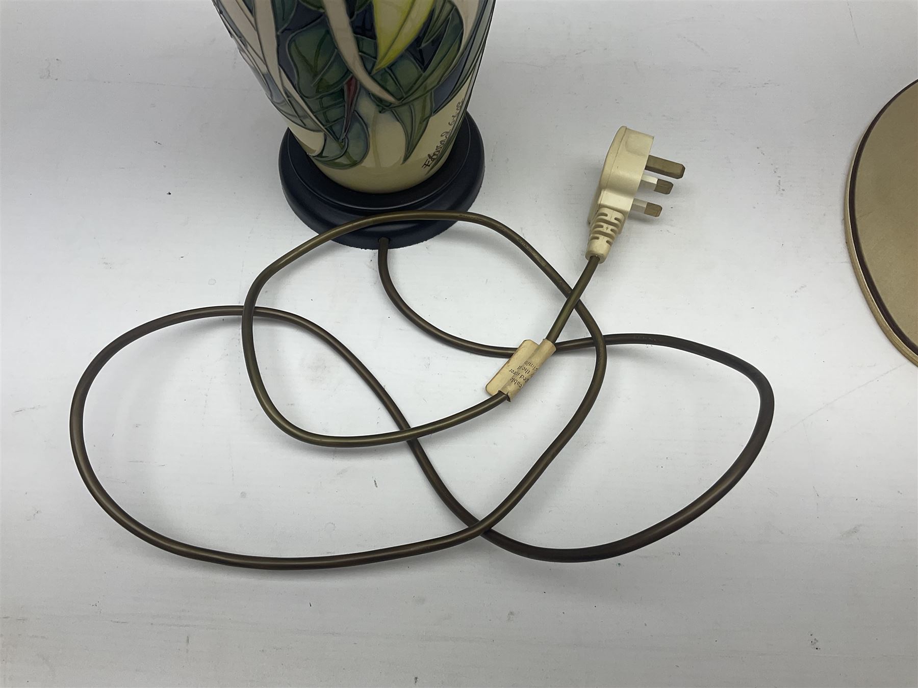 Moorcroft table lamp, Sesquipedale pattern of of baluster form, with shade  H21cm