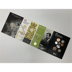 The Royal Mint United Kingdom 2013 annual coin set, in card folder 