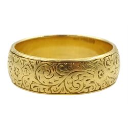 Victorian 18ct gold band, with engraved foliate decoration, Birmingham 1897