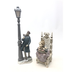  Lladro figure of a girl 'Reverie' 1398 and Lamplighter 5205, lacking pole (2)  