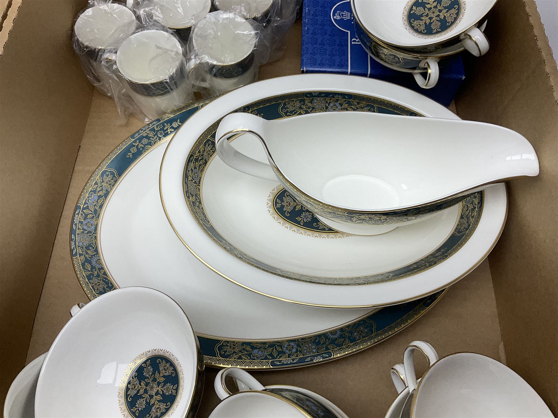Royal Doulton Carlyle pattern part dinner service, including eight dinner plates, sixteen side plates, eight bowls, eight coffee cans and saucers etc (68)