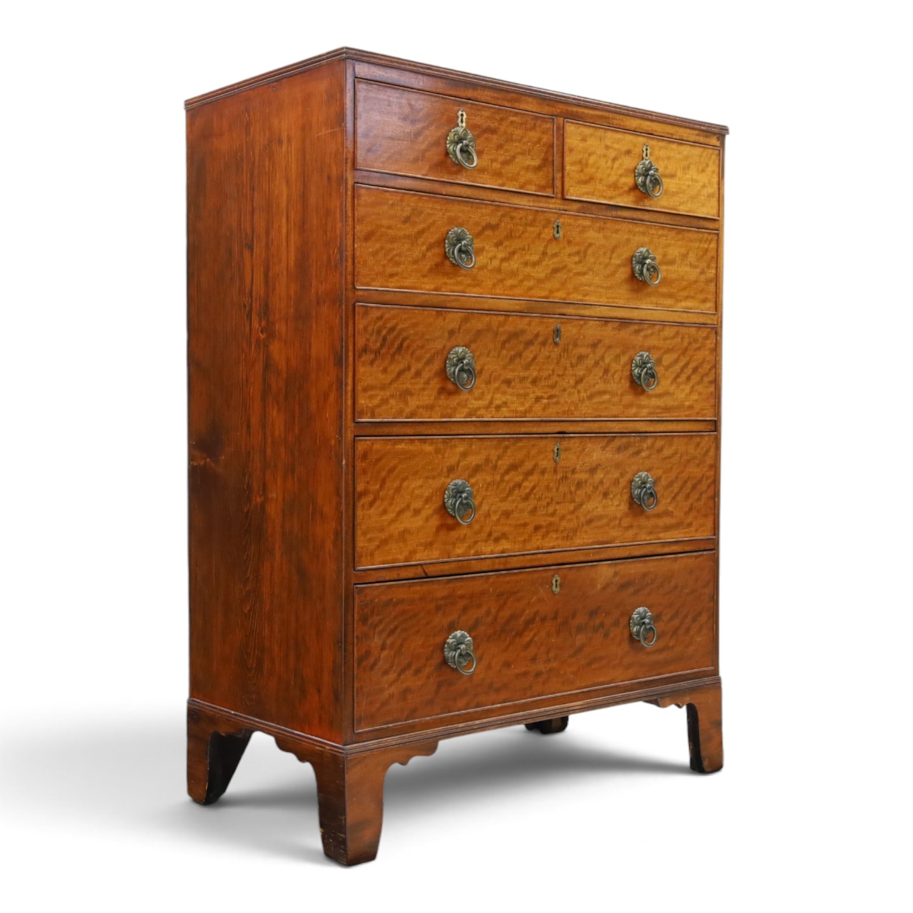 Edwardian mahogany tall chest, rectangular top with reeded edge, above two short over four long graduating drawers, raised on bracket feet