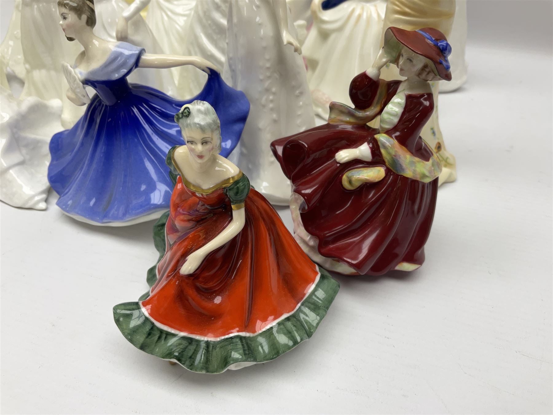 Large collection of Royal Doulton figures, including Ninette HN4717, Sara HN4720, Georgia HN5188, Joy HN3875 etc 