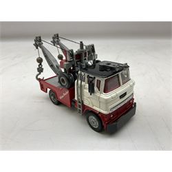 Corgi Major toys ford H series 'Holmes Wrecker' recovery vehicle in box, box H11.5cm 