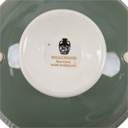 Wedgwood Asia pattern part dinner and coffee service, including coffee pot, covered sucrier, milk jug, five cups and saucers, five dinner plates, etc  