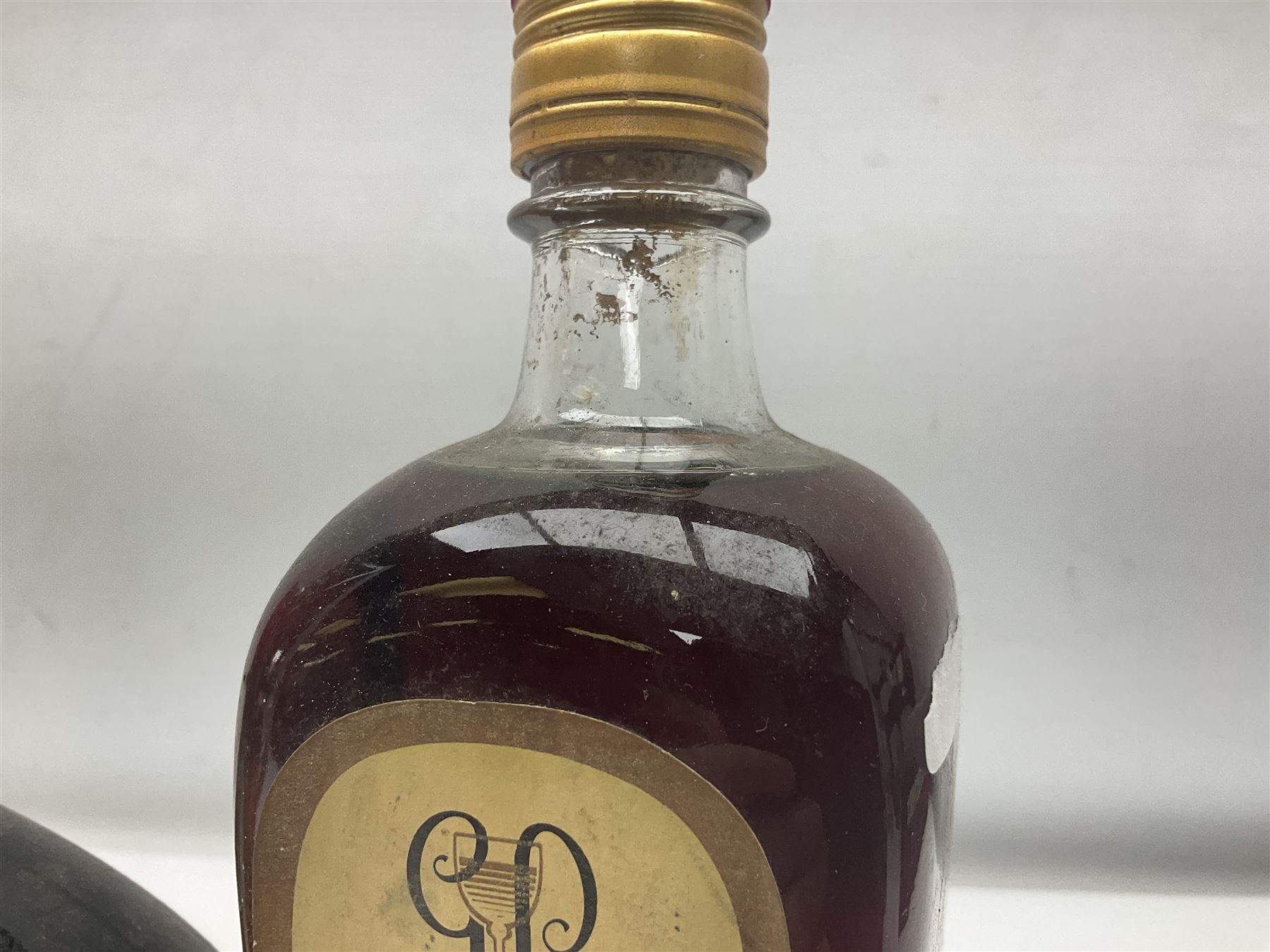 Mixed alcohol, comprising Keystone Australian Burgundy, unknown content and proof, Maldano New Yorker Wine Aperitif, unknown content and proof and Duff Gordon Sherry, unknown content and proof (3)