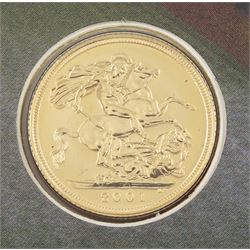Queen Elizabeth II 2001 gold full sovereign coin, housed in a commemorative cover