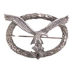 WWII German Third Reich Pilot's silver breast badge, marked on reverse for 800 standard an...