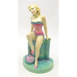  Kevin Francis figure of Marilyn Monroe from the Twentieth Century Icons Series in rose pink basque, modelled by Andy Moss, ltd. ed. 797/2000 produced by Peggy David ceramics, in original box with certificate   
