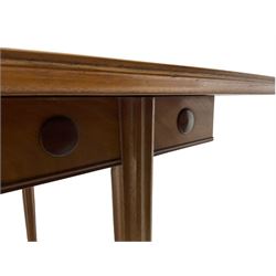 Frank Whitton for Gordon Russell mid-20th century oval extending dining table with leaf, and five chairs