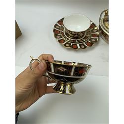 Royal Crown Derby 1128 Old Imari pattern, teacup and saucer, plate with fluted edge and open sucrier, together with spode twin handled sucrier