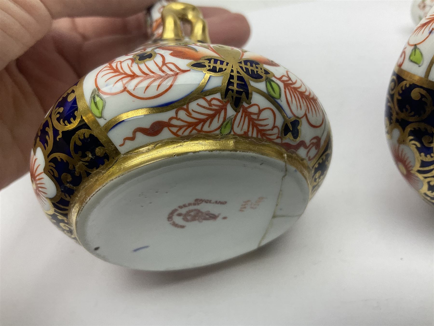 花瓶  Crown Derby 希少 CROWN DERBY Antornette 花瓶 Crown Derby Vase | eBay