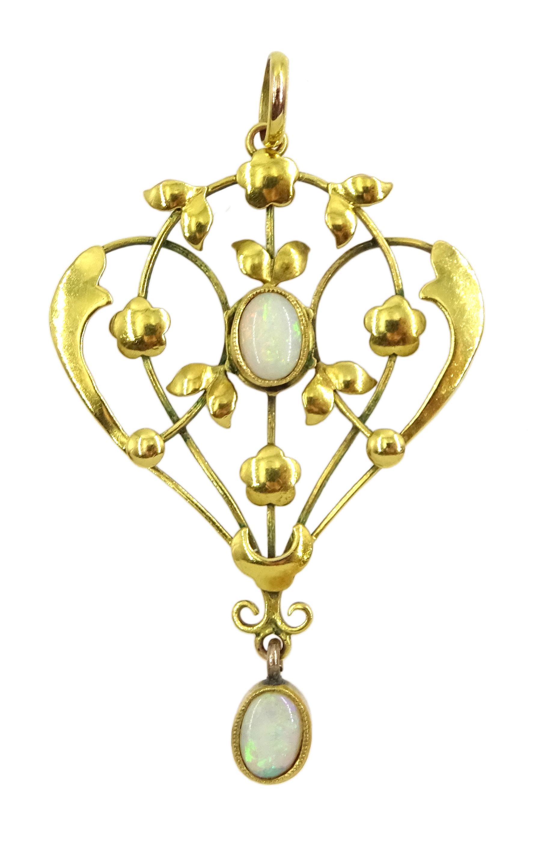 Edwardian gold opal pendant necklace