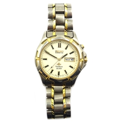  Gentleman's Seiko Kinetic titanium SQ100 wristwatch, serial no 682629, case no 5M43-0C00 boxed  
