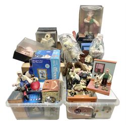 Large collection of Wallace & Gromit collectables, including four Born to Play  figures, clocks, composite figures, etc, in four boxes   