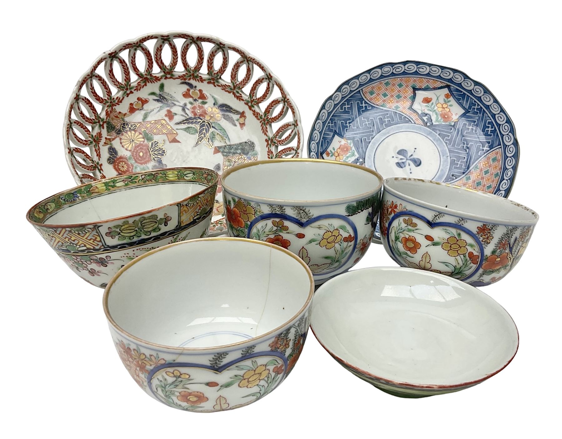 19th century and later Chinese ceramics, to include footed bowl, with hand painted floral and foliate decoration, with pierced lattice work border, upon three bracket feet, together with Chinese export porcelain rice bowl and cover, decorated in enamel with cockerels, against floral and foliate ground, three floral tea bowls and similar plate, largest D17.8cm