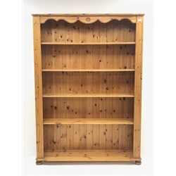 Large pine open bookcase fitted with four fixed shelves, W137cm, H189cm, D31cm