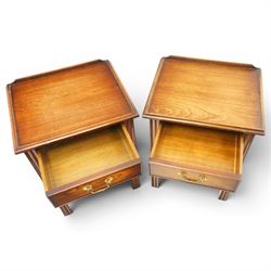 Pair of mahogany bedside tables, with quarter galleried top, single drawer with brass swan neck handle, pierced spandrels on fluted square supports  
