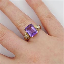 9ct gold single stone emerald cut amethyst ring, with white topaz set shoulders hallmarked