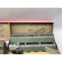 Hornby Dublo - Engine Shed Kit (2-road) No.5005; and Engine Shed Extension Kit No.5006; each in pictorial box; two plastic tunnel openings and platform sections